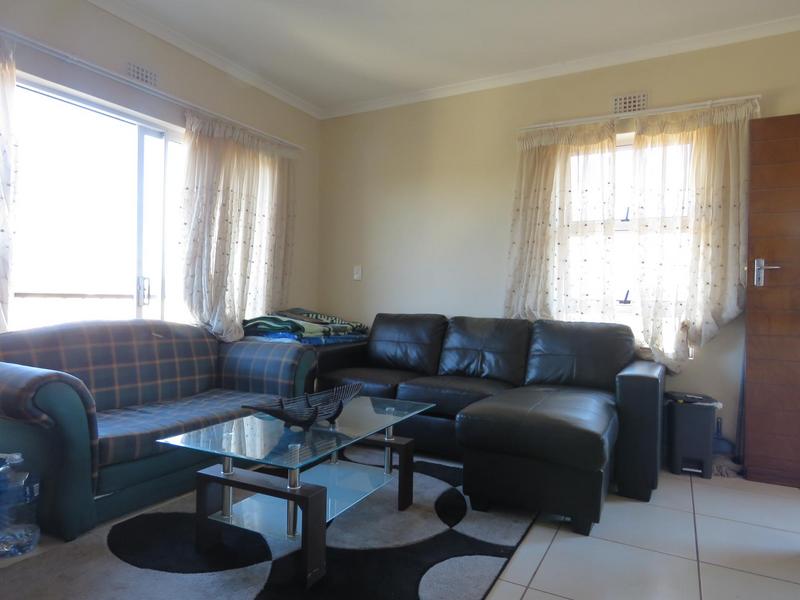 To Let 1 Bedroom Property for Rent in Buhrein Western Cape